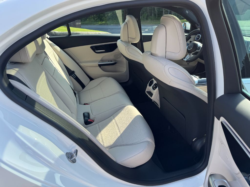 2023 Mercedes Benz C 300 photo 17