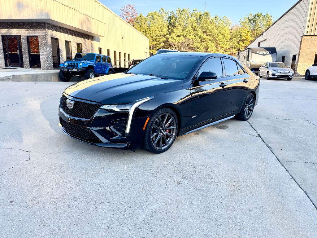2022 Cadillac CT4 V-Series's photo