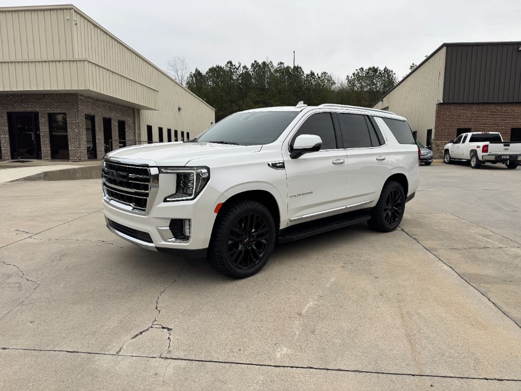 2021 GMC Yukon SLT's photo