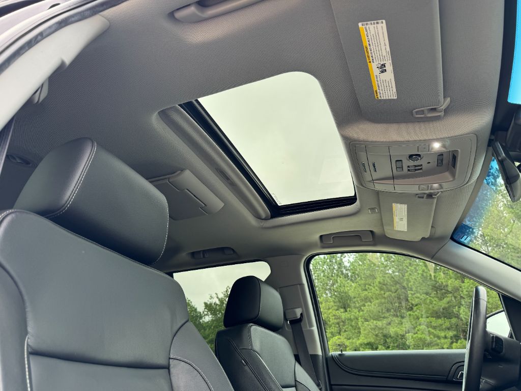 2018 Chevrolet Tahoe LT - Photo 24