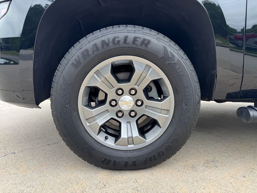 2018 Chevrolet Tahoe LT - Photo 10