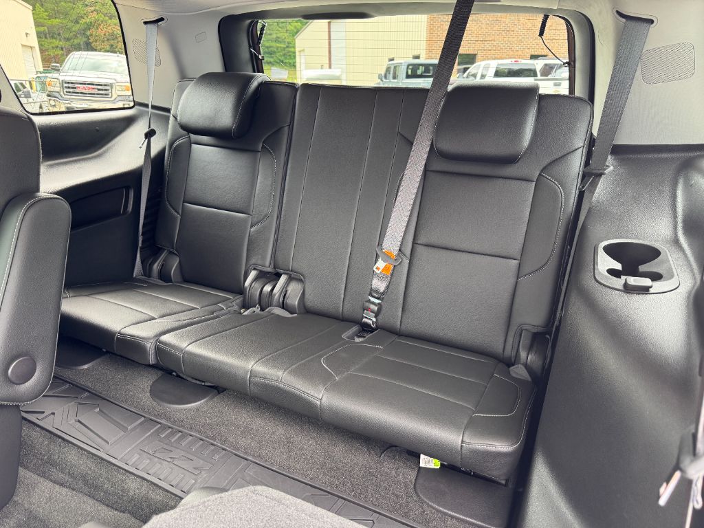 2018 Chevrolet Tahoe LT - Photo 17