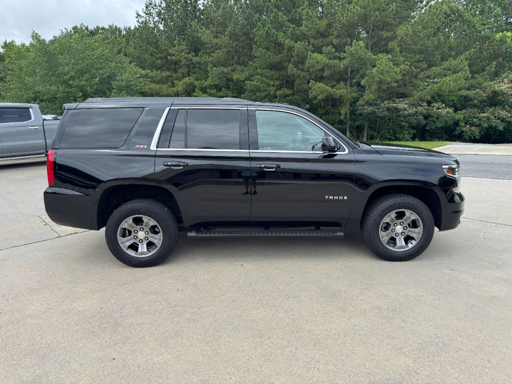 2018 Chevrolet Tahoe LT - Photo 6