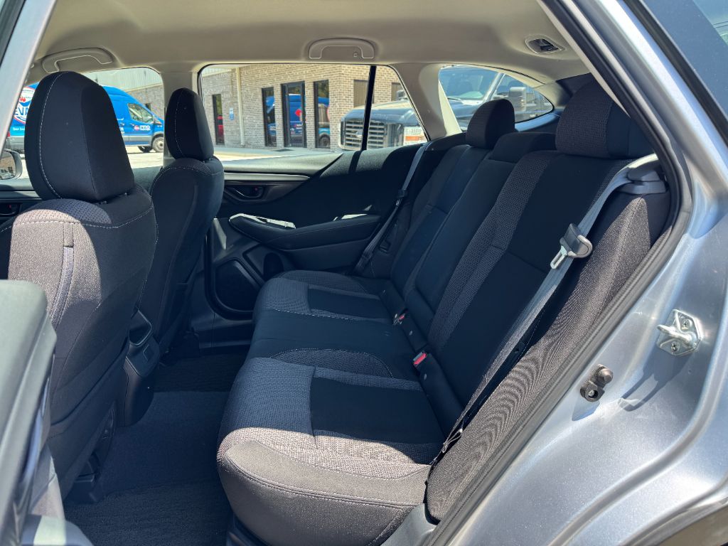 2021 Subaru Outback Base - Photo 14