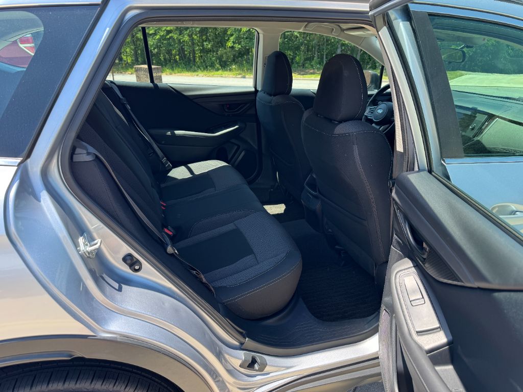 2021 Subaru Outback Base - Photo 16