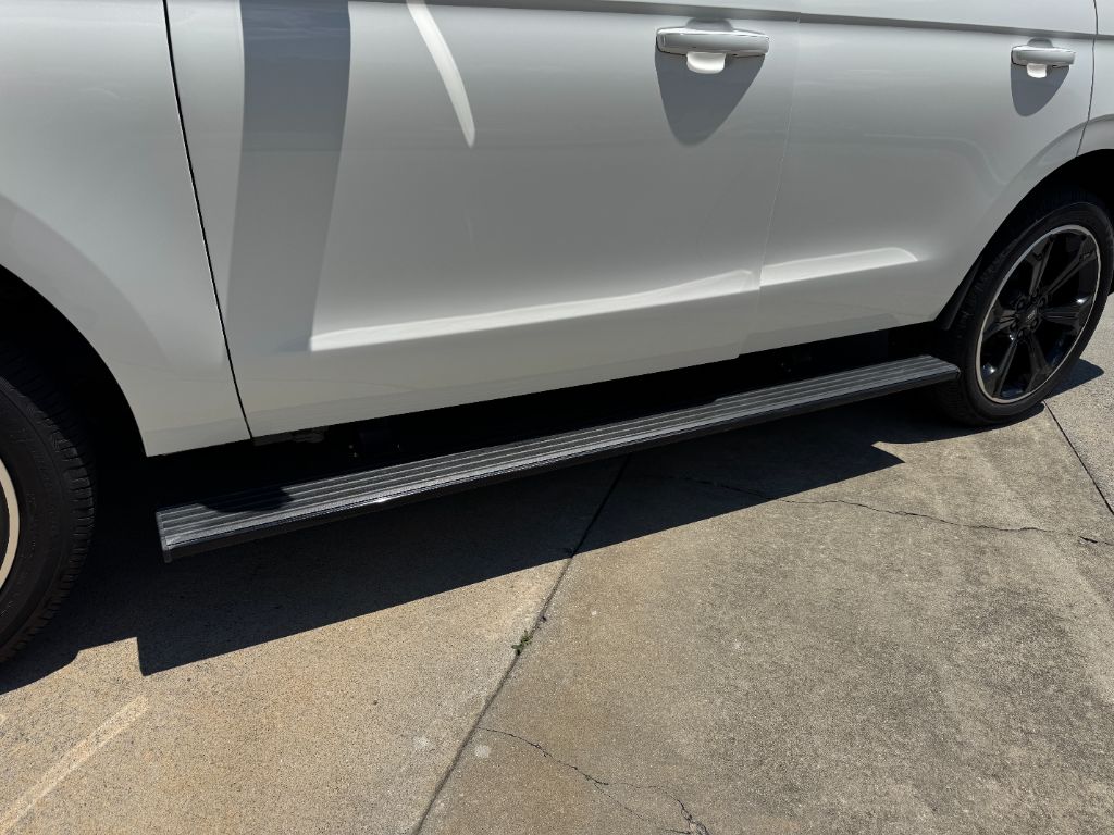 2022 Ford Expedition Limited - Photo 11