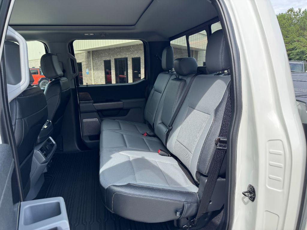 2023 Ford F-150 Lariat - Photo 15