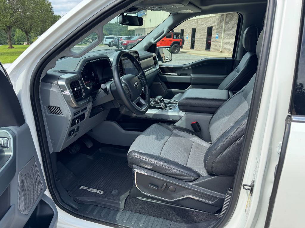 2023 Ford F-150 Lariat - Photo 12
